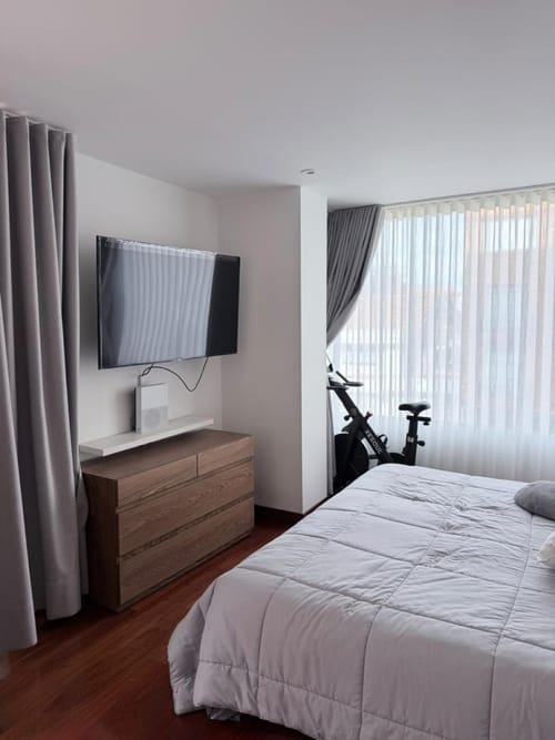 Apartaestudio en venta en Chicó Navarra, Bogotá, 71 m² · foto 9 de 24