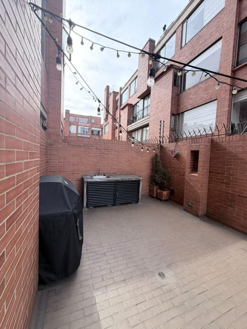 Apartaestudio en venta en Chicó Navarra, Bogotá, 71 m² · foto 13 de 24