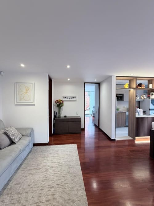 Apartaestudio en venta en Chicó Navarra, Bogotá, 71 m² · foto 23 de 24