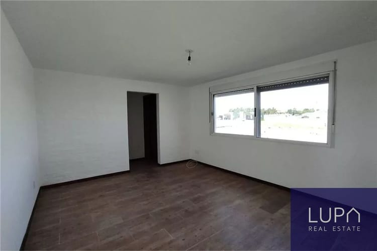 Casa en alquiler de 4 dormitorios c/ cochera en Barrio Colinas De Carrasco · Foto 6