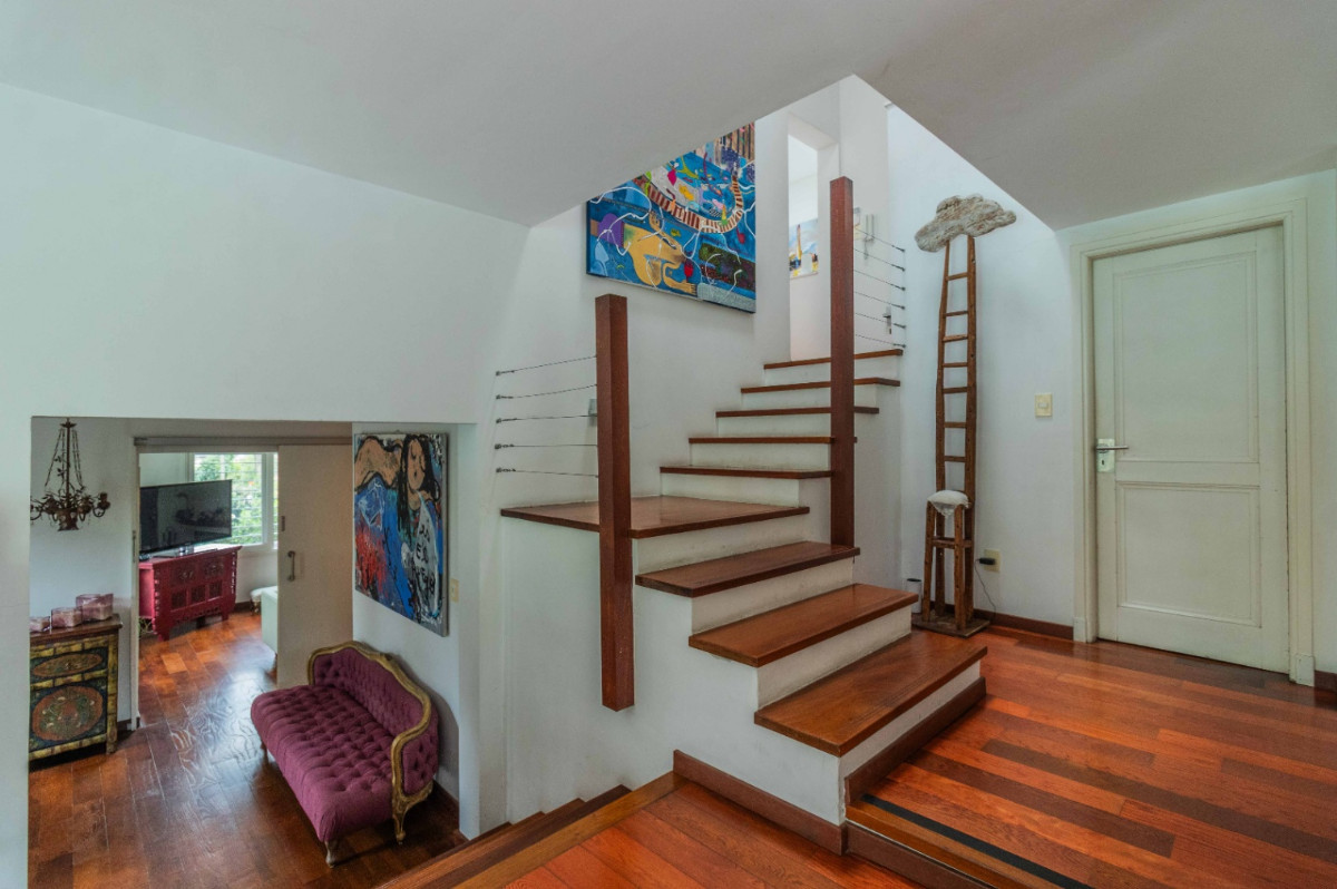Casa en alquiler de 5 dormitorios c/ cochera en Carrasco · Foto 5