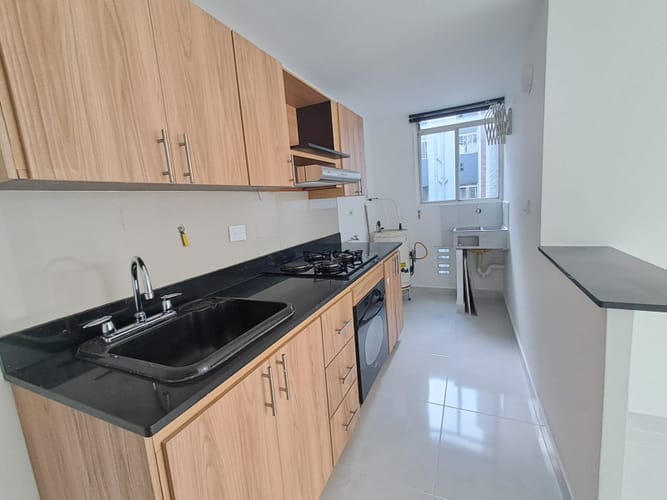 Apartamento de 3 alcobas en arriendo en Castropol, Medellín, 46 m² · foto 4 de 19