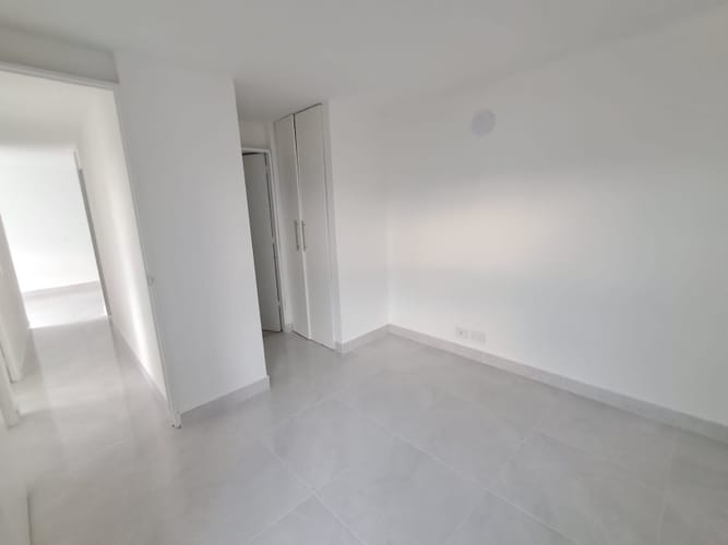 Apartamento de 3 alcobas en arriendo en Castropol, Medellín, 46 m² · foto 15 de 19