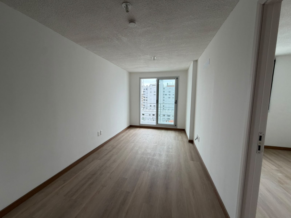 Alquiler 1 dormitorio a estrenar piso 10 - Tres Cruces · Foto 10