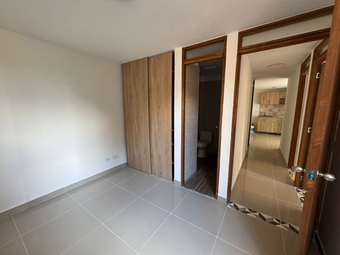 Apartamento de 3 alcobas en venta en El Carmen De Viboral, El Carmen de Viboral, 51 m² · foto 9 de 11