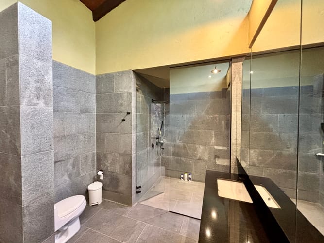 Casa de 5 alcobas en venta en El Retiro, 409 m² · foto 10 de 21