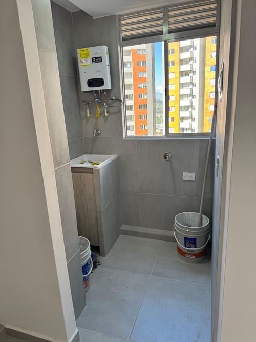 Apartamento de 3 alcobas en venta en Niquia, Bello, 52 m² · foto 4 de 19