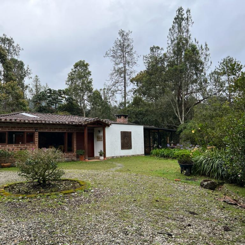 Casa de 3 alcobas en venta en Santa Elena, El Retiro, 250 m² · foto 2 de 13