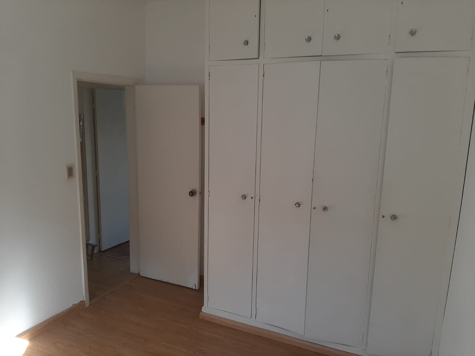 Alquiler Casa 2 Dormitorios en Carrasco con Jardín, Patio, Parrillero y Estacionamiento · Foto 9