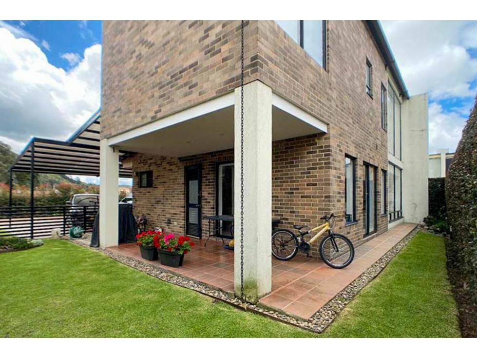 Casa en venta en La Estacion, Cajicá · foto 3 de 19