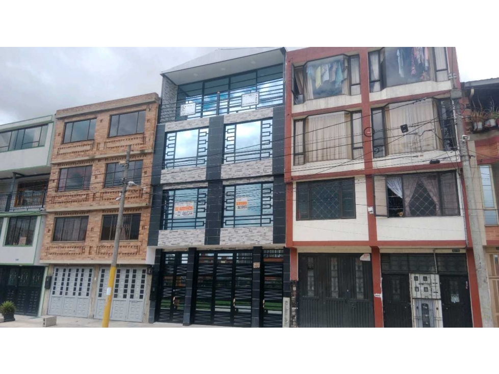 Casa en venta en Santa Catalina, Bogotá · foto 3 de 24
