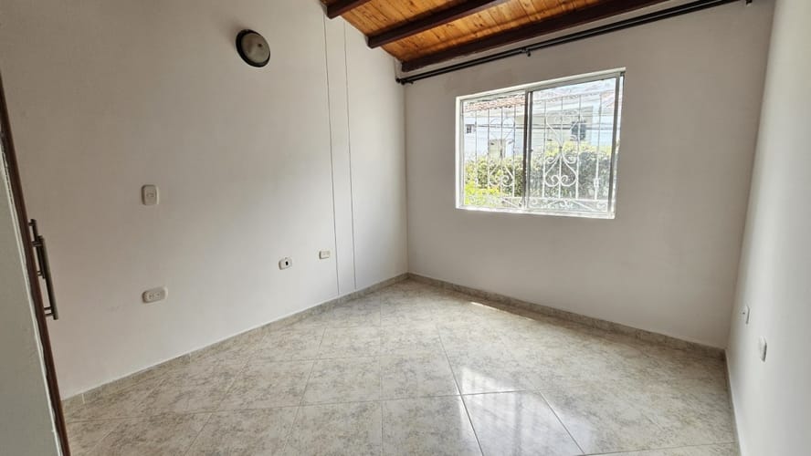 Casa de 3 alcobas en arriendo en Casco Antiguo - Floridablanca, Floridablanca, 100 m² · foto 3 de 9