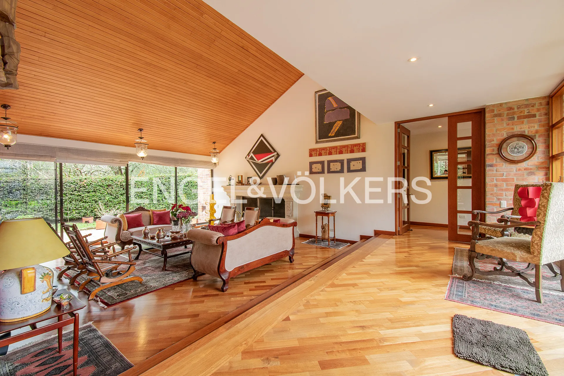 Casa en venta en Guaymaral, Bogotá · foto 2 de 20