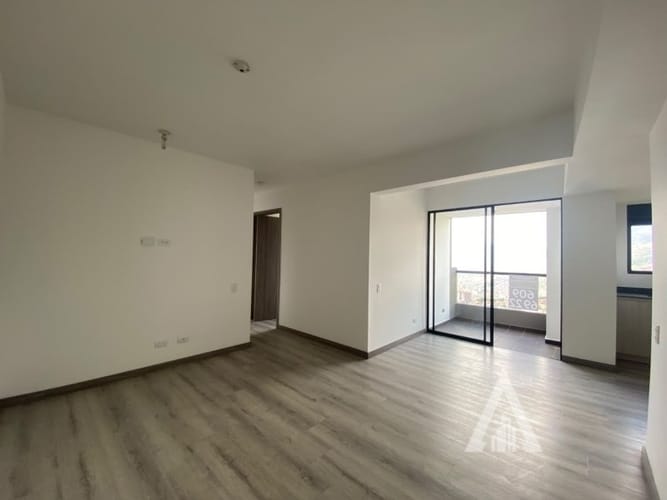 Apartamento de 3 alcobas en arriendo en Vía Las Palmas, Medellín, 72 m² · foto 3 de 11