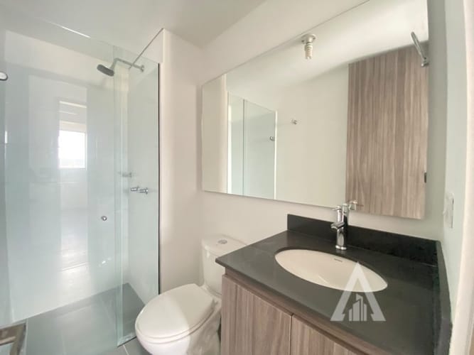 Apartamento de 3 alcobas en arriendo en Vía Las Palmas, Medellín, 72 m² · foto 4 de 11