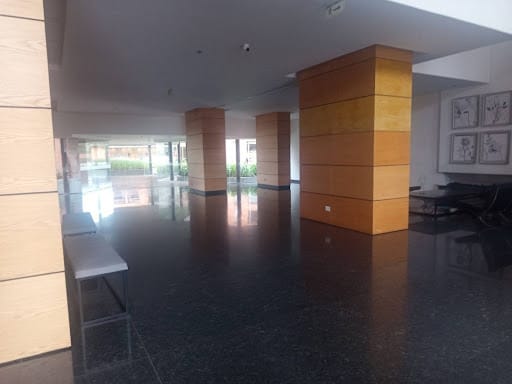 Apartamento de 4 alcobas en venta en La Esperanza Norte, Bogotá, 169 m² · foto 2 de 24