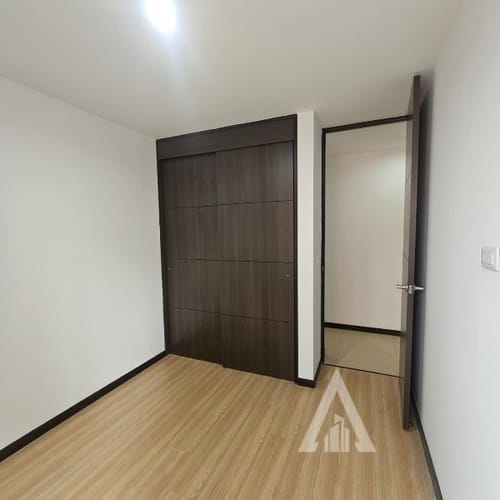 Apartamento de 3 alcobas en arriendo en Vía Las Palmas, Medellín, 85 m² · foto 10 de 15