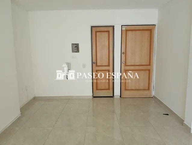 Oficina en arriendo en Centro, Bucaramanga, 34 m² · foto 3 de 5