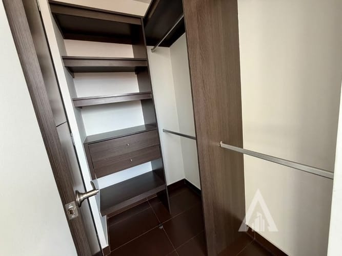 Apartamento de 3 alcobas en arriendo en Vía Las Palmas, Medellín, 161 m² · foto 21 de 24