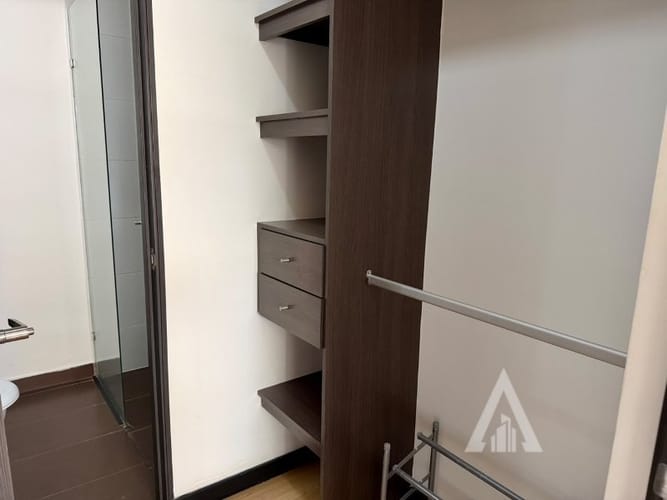 Apartamento de 3 alcobas en arriendo en Vía Las Palmas, Medellín, 161 m² · foto 23 de 24