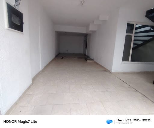 Casa de 5 alcobas en arriendo en Ciudad Villamayor Antigua, Bogotá, 200 m² · foto 3 de 20