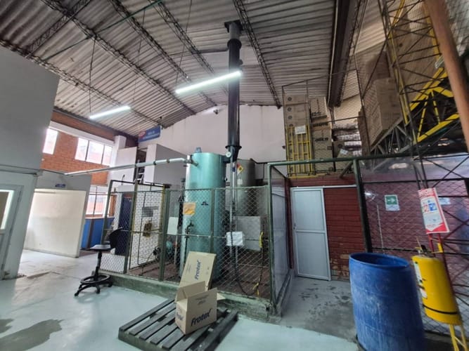 Bodega en venta en Samaria No 1, Itagüí, 1581 m² · foto 14 de 17