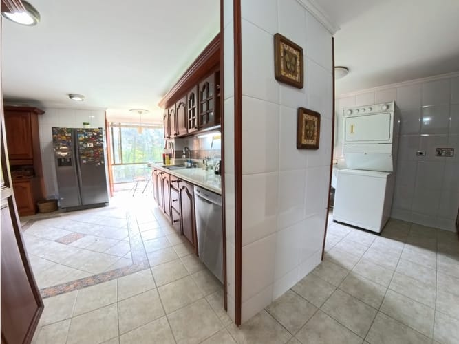 Apartamento de 4 alcobas en venta en Cerros De Niza, Bogotá, 330 m² · foto 4 de 20