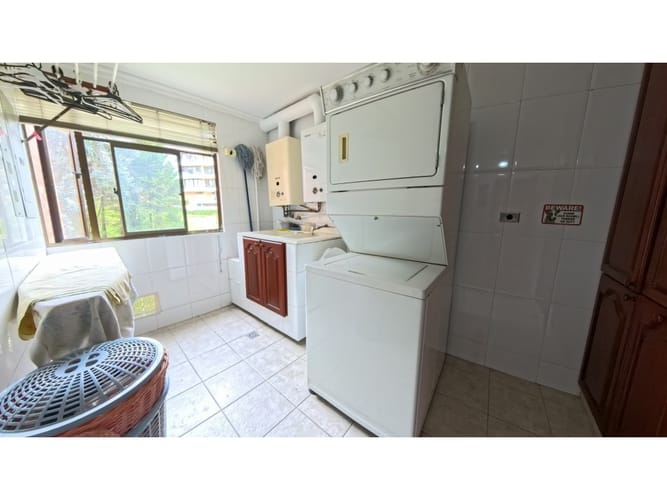 Apartamento de 4 alcobas en venta en Cerros De Niza, Bogotá, 330 m² · foto 7 de 20