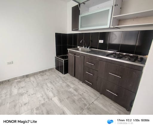 Casa de 5 alcobas en arriendo en Ciudad Villamayor Antigua, Bogotá, 200 m² · foto 16 de 20