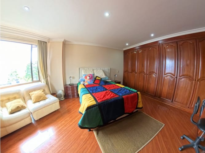 Apartamento de 4 alcobas en venta en Cerros De Suba, Bogotá, 330 m² · foto 12 de 20
