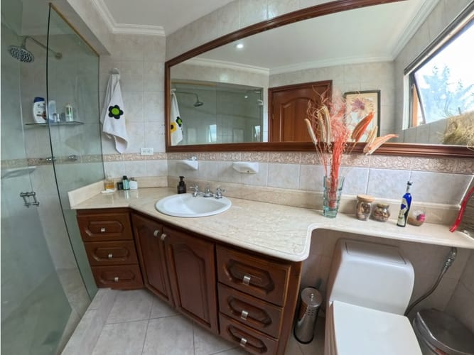 Apartamento de 4 alcobas en venta en Cerros De Suba, Bogotá, 330 m² · foto 14 de 20
