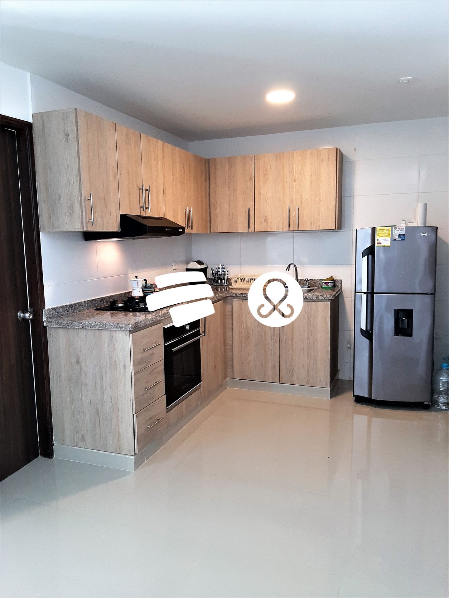 Apartamento en venta en Daniel Lemaitre, Cartagena · foto 2 de 10