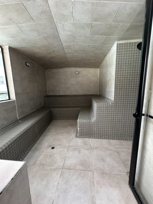 Apartamento de 3 alcobas en venta en El Poblado, Medellín, 68 m² · foto 16 de 19