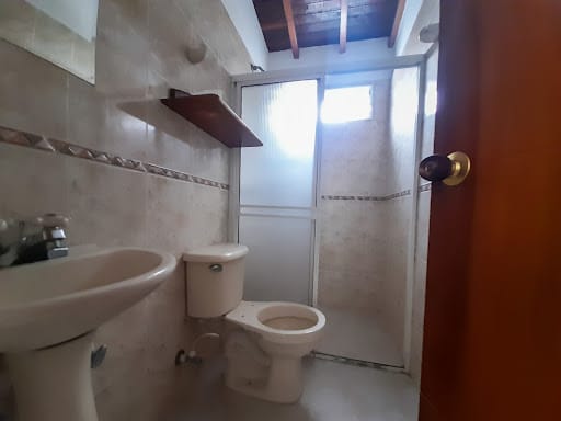 Apartamento de 3 alcobas en venta en Villas Del Carmen, Sabaneta, 138 m² · foto 10 de 13
