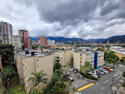 Apartamento de 3 alcobas en venta en Villas Del Carmen, Sabaneta, 138 m² · foto 12 de 13