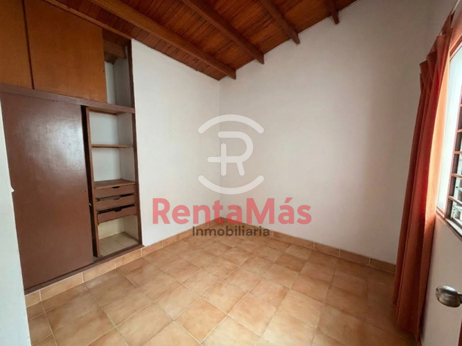 Casa de 5 alcobas en venta en Los Pinos, Cúcuta, 212 m² · foto 8 de 19