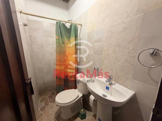 Casa de 5 alcobas en venta en Los Pinos, Cúcuta, 212 m² · foto 14 de 19