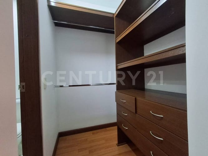 Apartamento en venta en Colina Campestre, Bogotá · foto 9 de 16