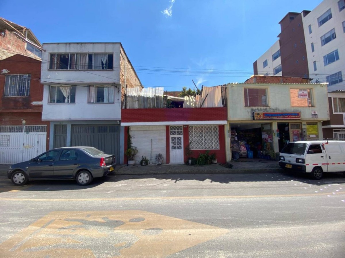 Casa en venta en Prado Veraniego, Bogotá · foto 2 de 9