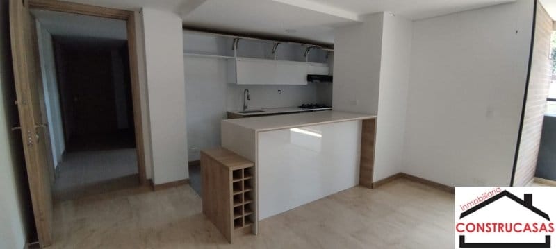 Apartamento de 3 alcobas en arriendo en El Velodromo, Medellín, 170 m² · foto 3 de 22