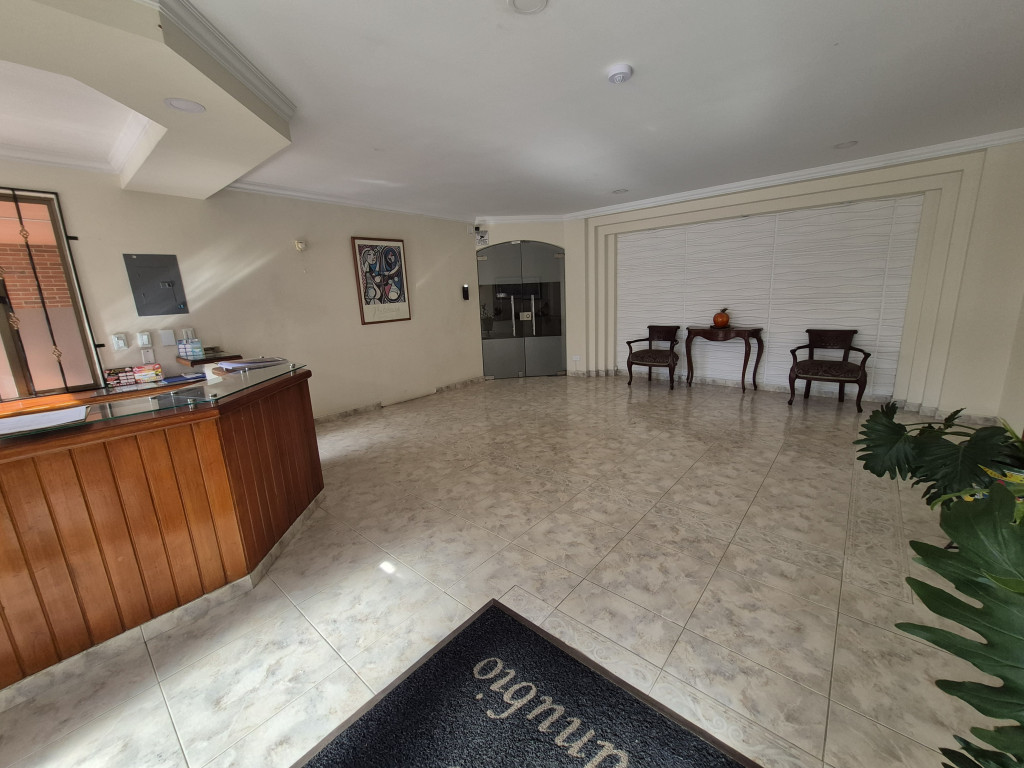Apartamento en venta en El Batán, Bogotá · foto 2 de 24