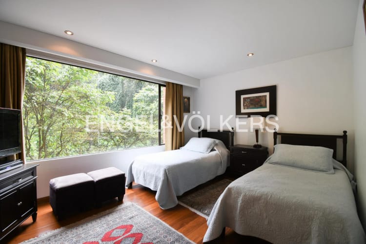 Apartamento en venta en Los Rosales, Bogotá · foto 14 de 16