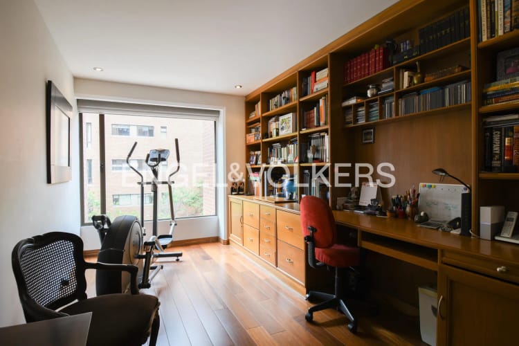 Apartamento en venta en Los Rosales, Bogotá · foto 6 de 16