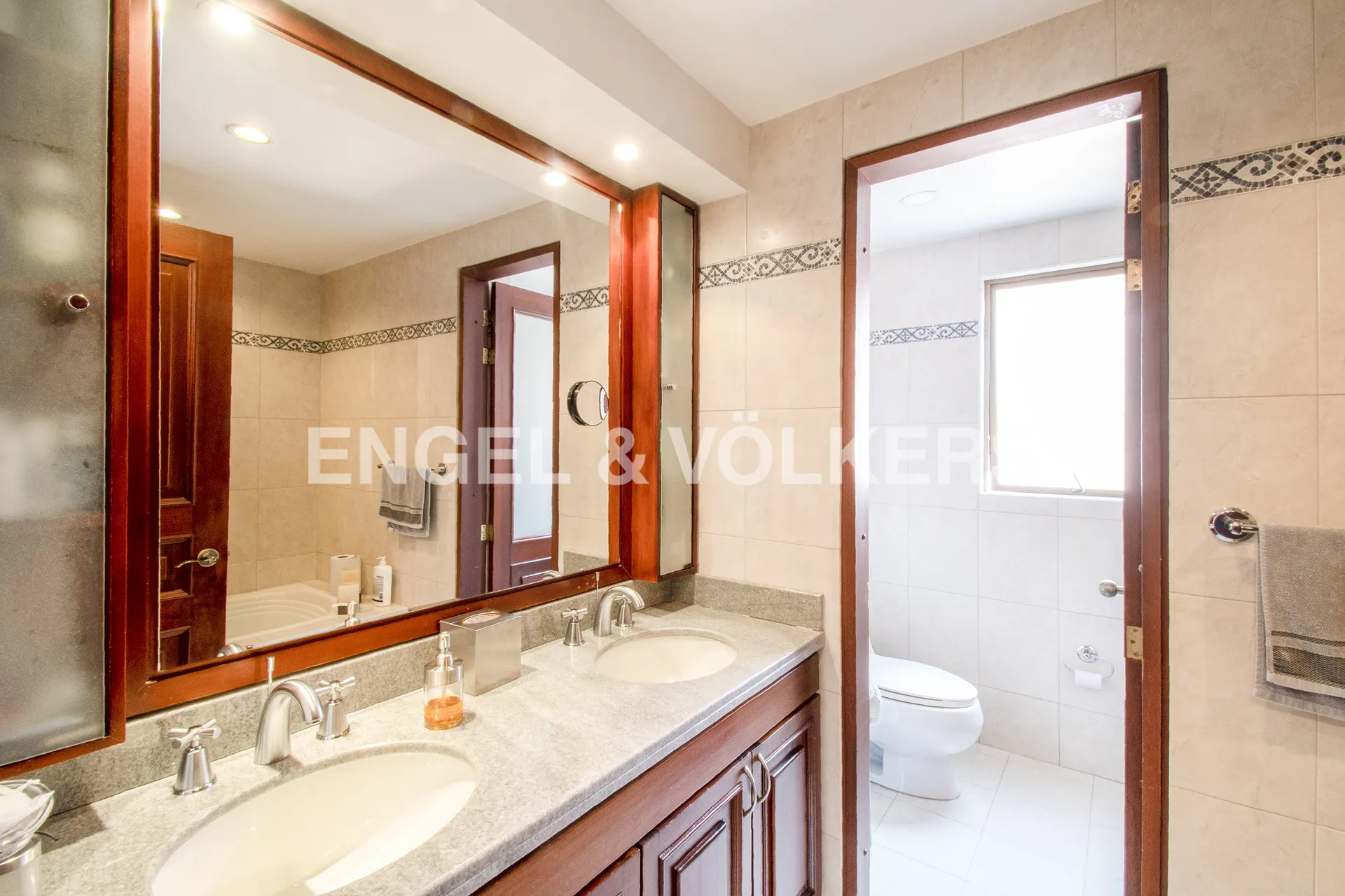 Apartamento en venta en Los Rosales, Bogotá · foto 19 de 21