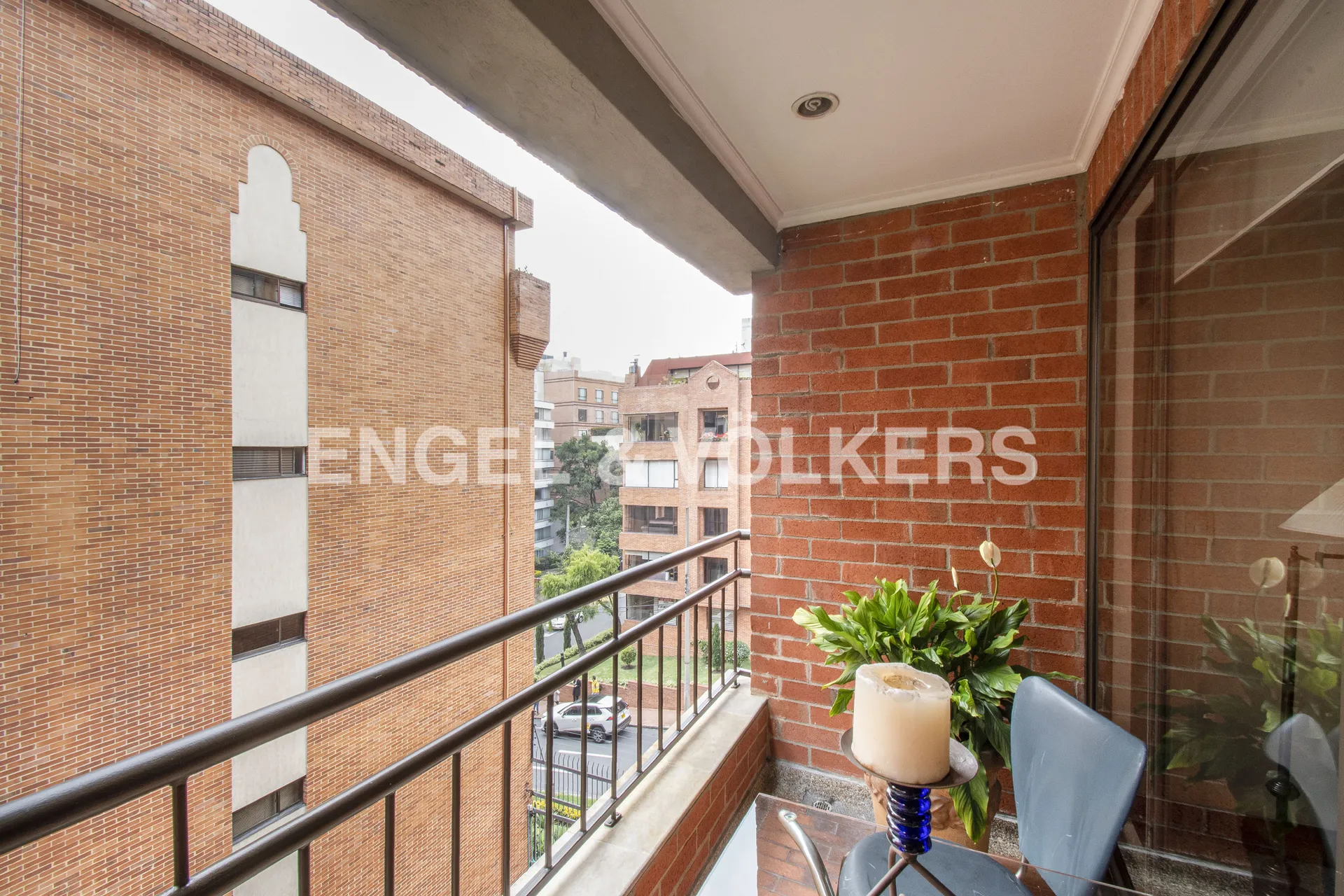 Apartamento en venta en Los Rosales, Bogotá · foto 12 de 21