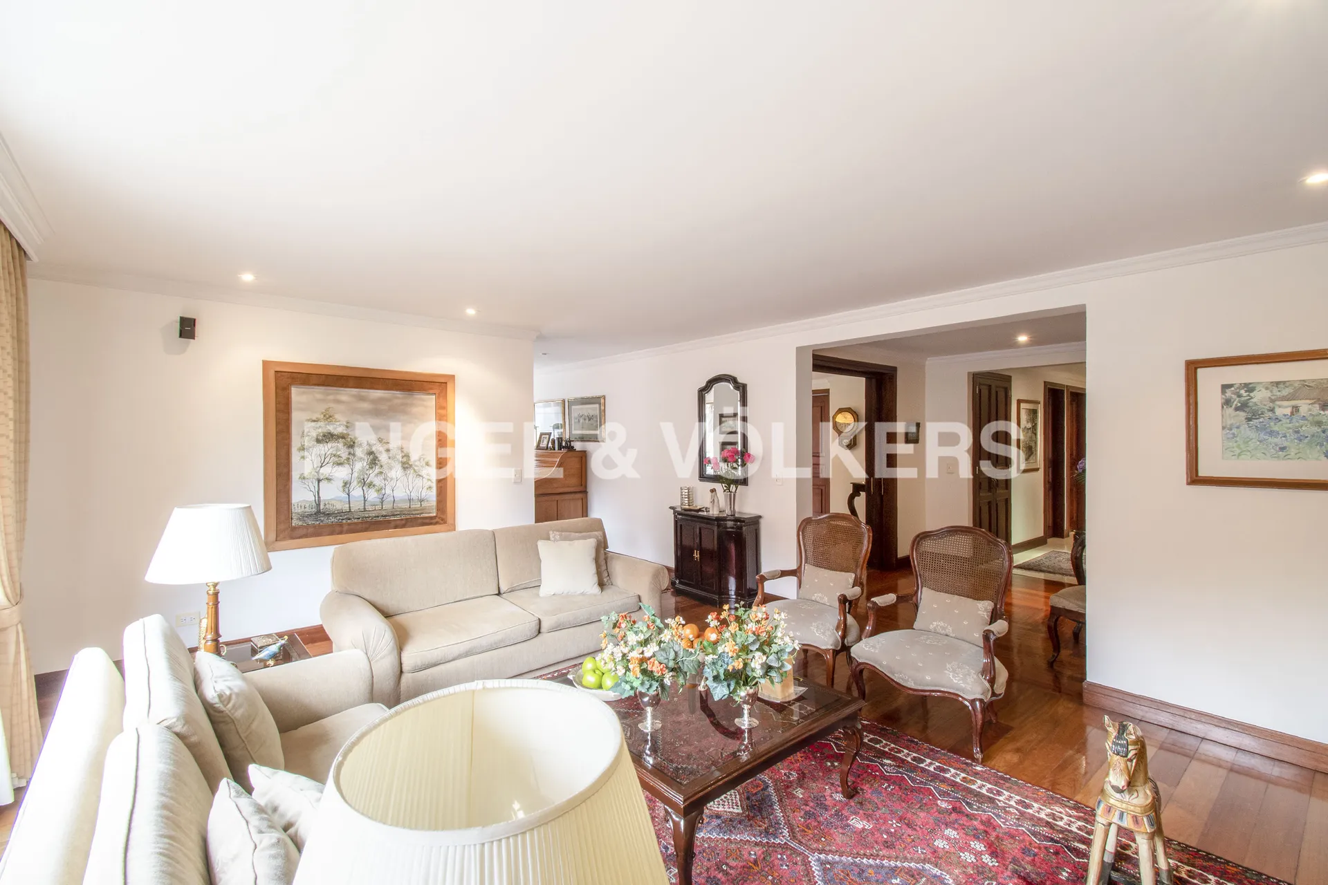 Apartamento en venta en Los Rosales, Bogotá · foto 4 de 21