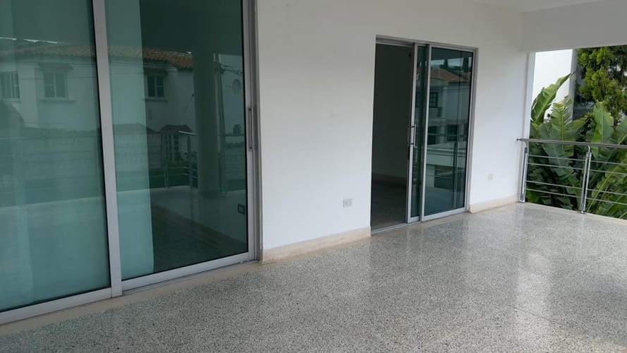 Casa de 4 alcobas en venta en Villa Antigua, Villa del Rosario, 369 m² · foto 4 de 23