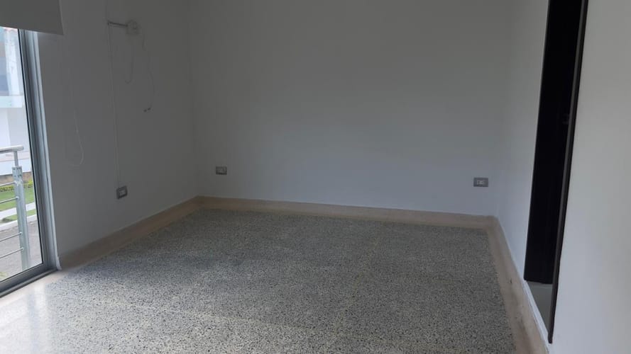 Casa de 4 alcobas en venta en Villa Antigua, Villa del Rosario, 369 m² · foto 10 de 23