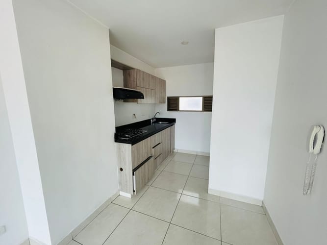 Apartamento de 3 alcobas en venta en Cristobal, Medellín, 90 m² · foto 8 de 15