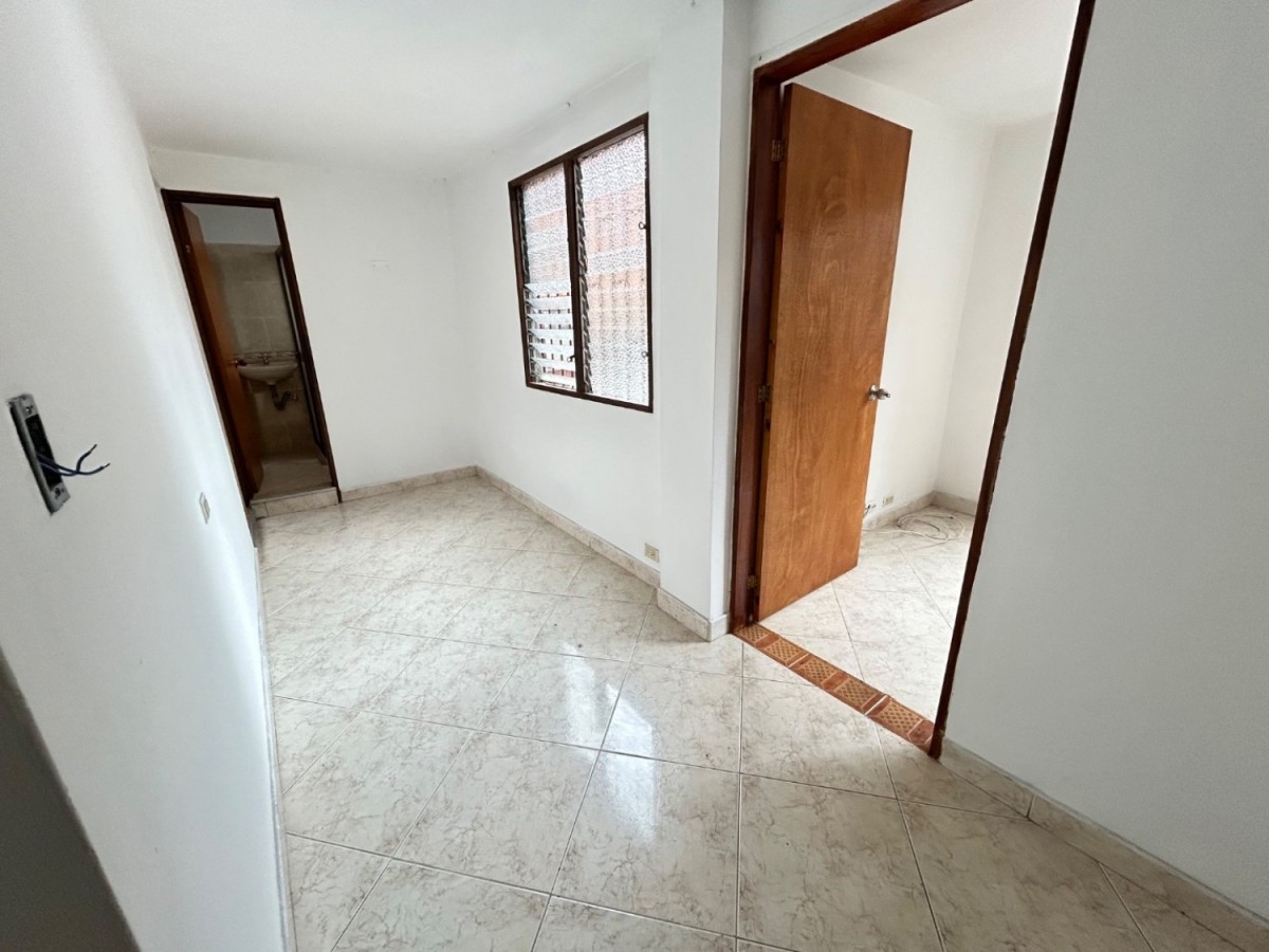 Apartamento en venta en Zona Centro, Envigado · foto 7 de 24